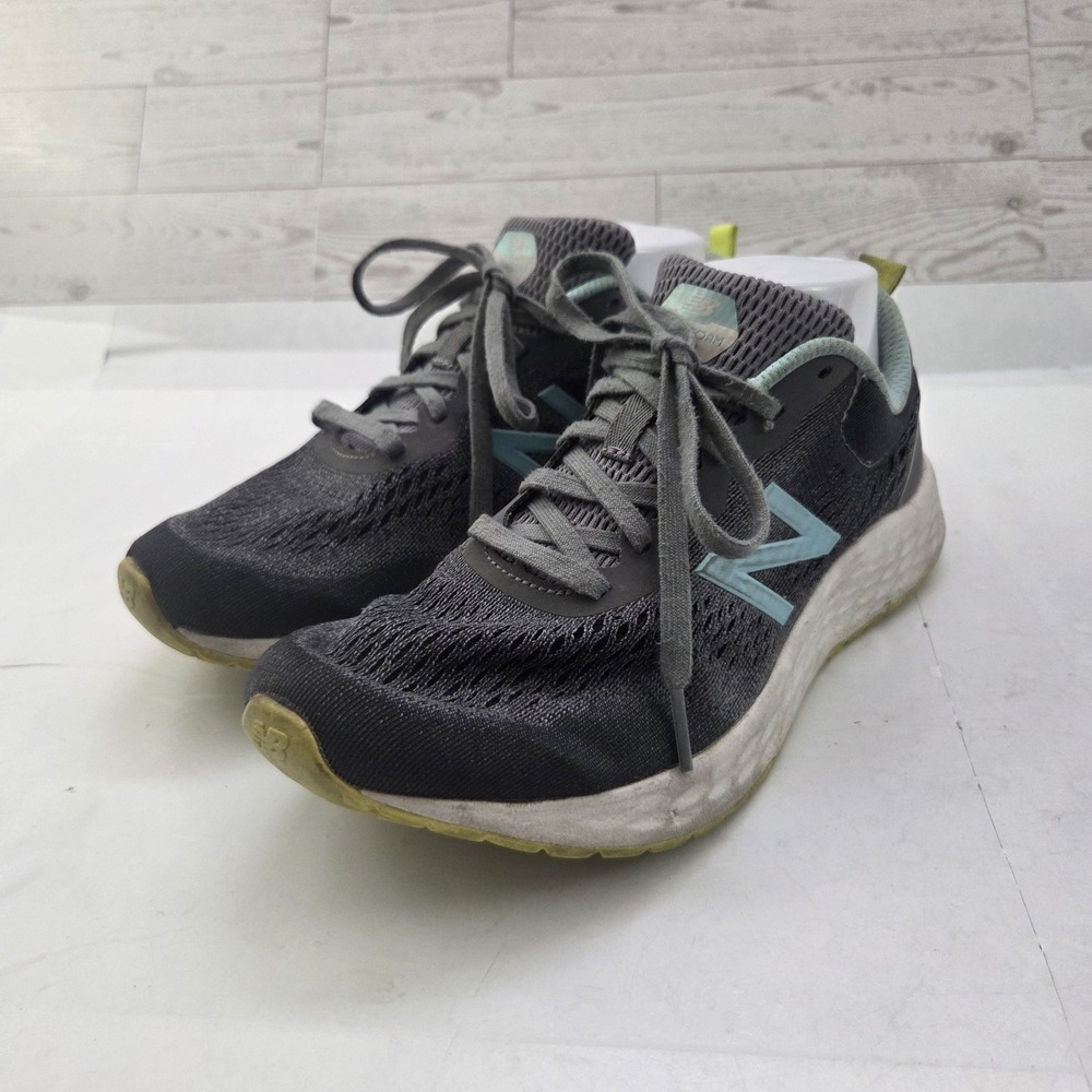 New Balance Arishi Running Shoes Womens 8.5 Gray Athleisure Gymcore Sneaker
